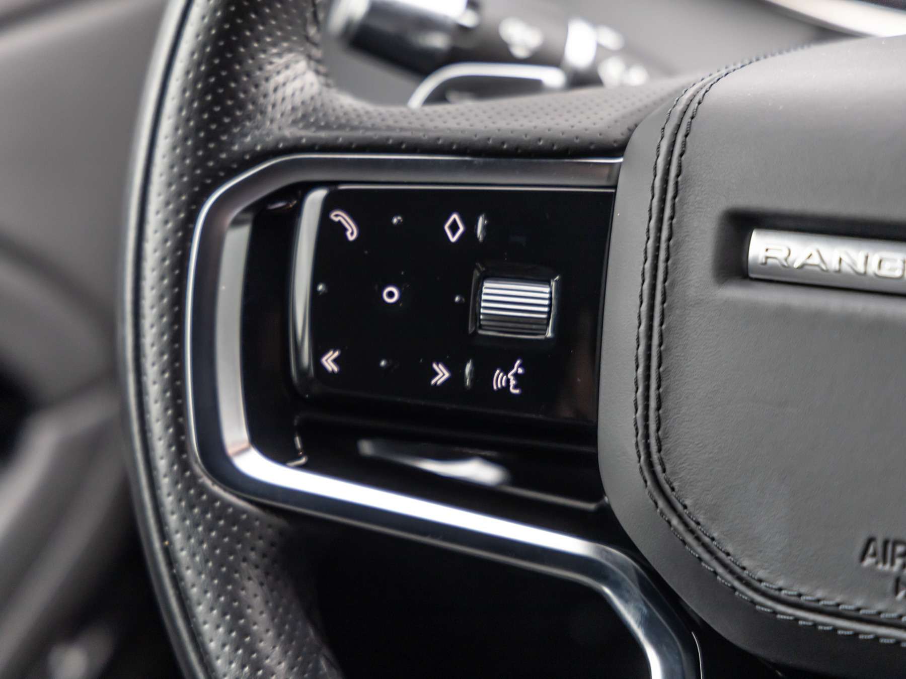 Fahrzeugbild eines Land Rover Range Rover Evoque