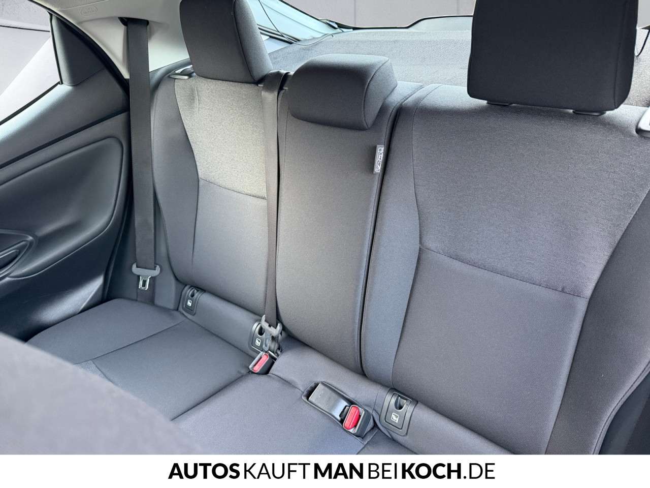 Fahrzeugbild eines Mazda Mazda2 Hybrid