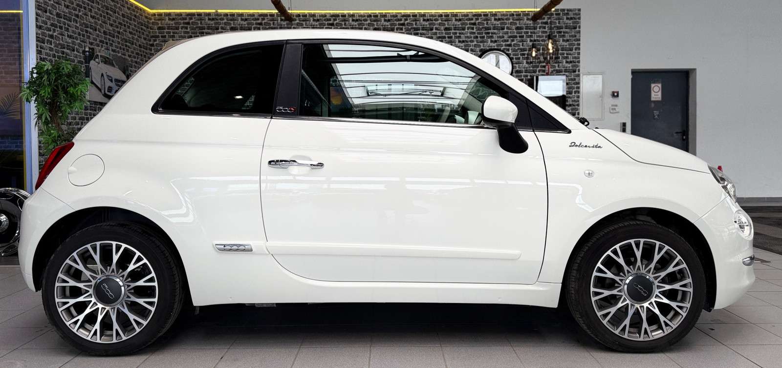 Fahrzeugbild eines Fiat 500