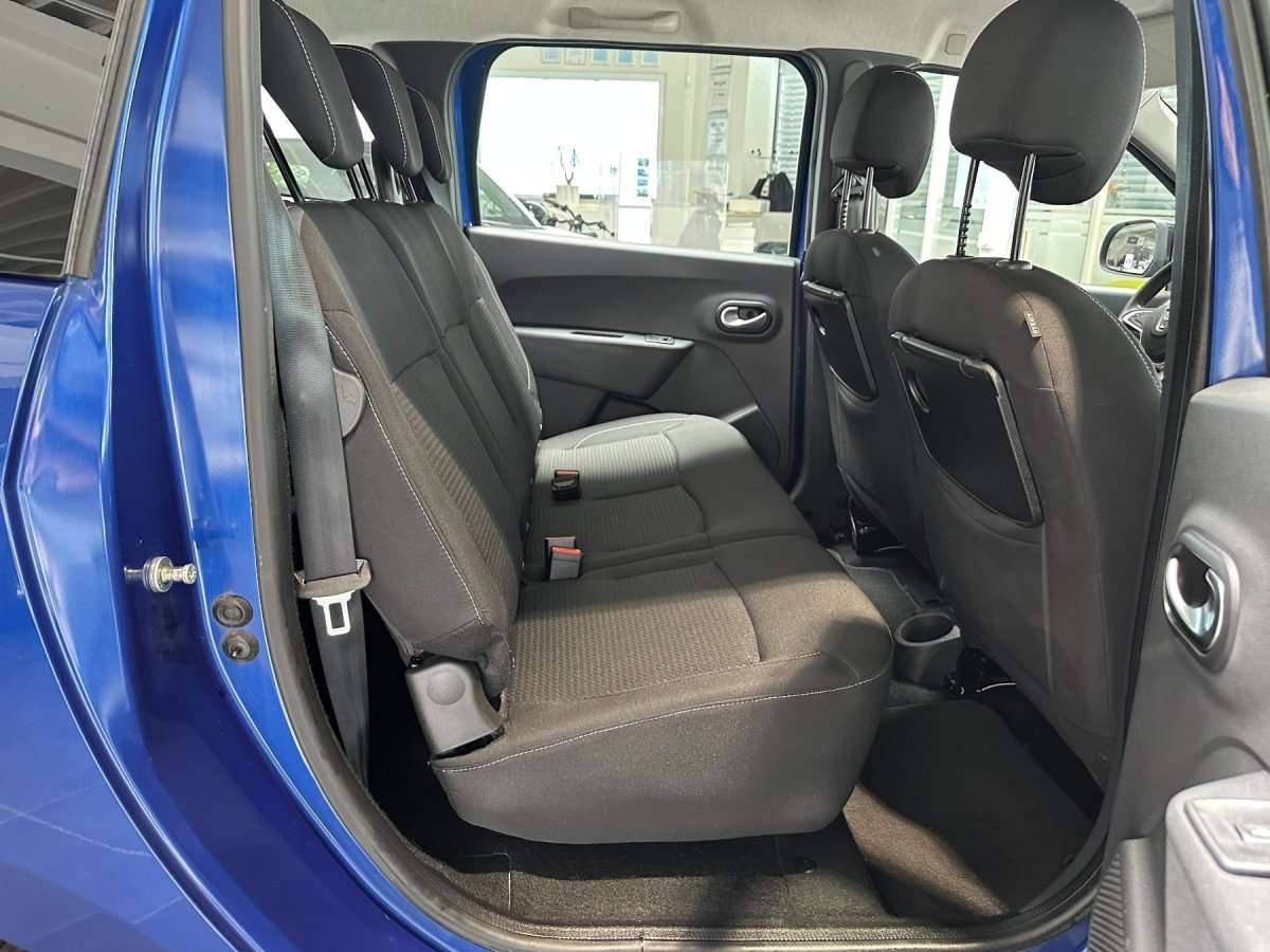 Fahrzeugbild eines Dacia Lodgy