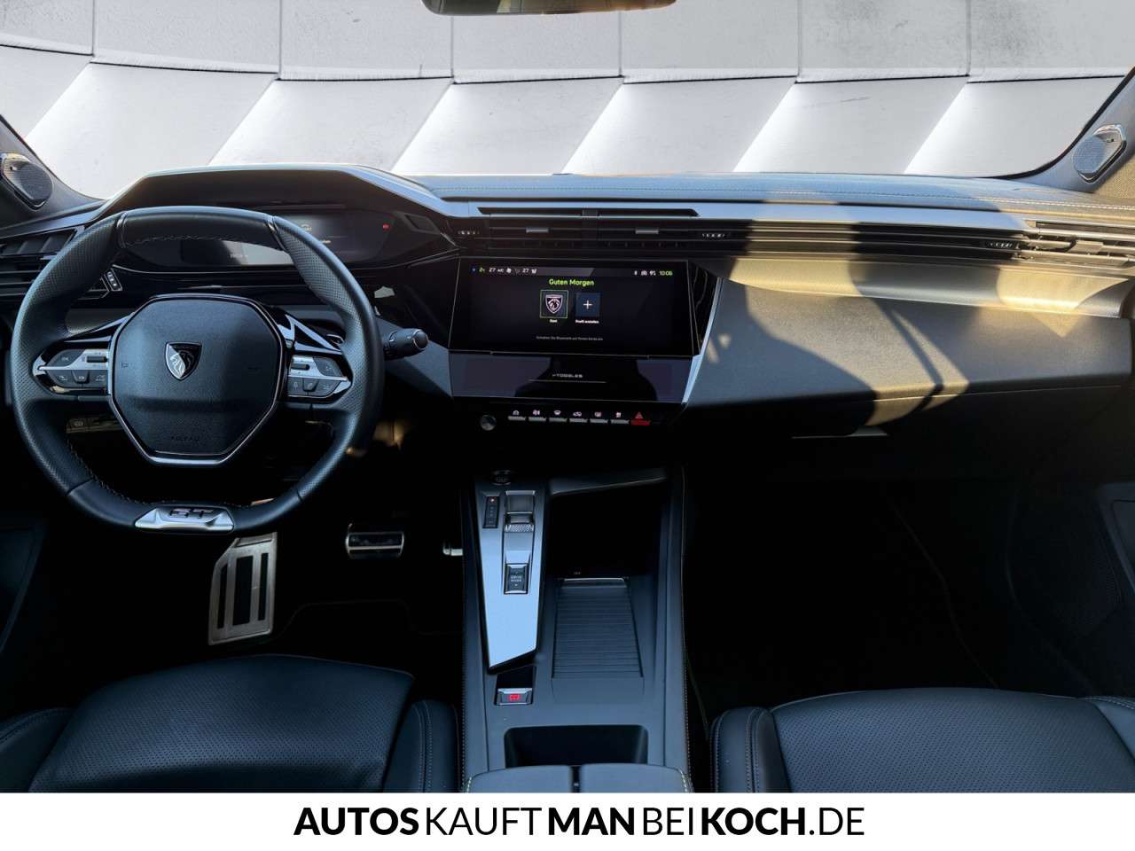 Fahrzeugbild eines Peugeot 408