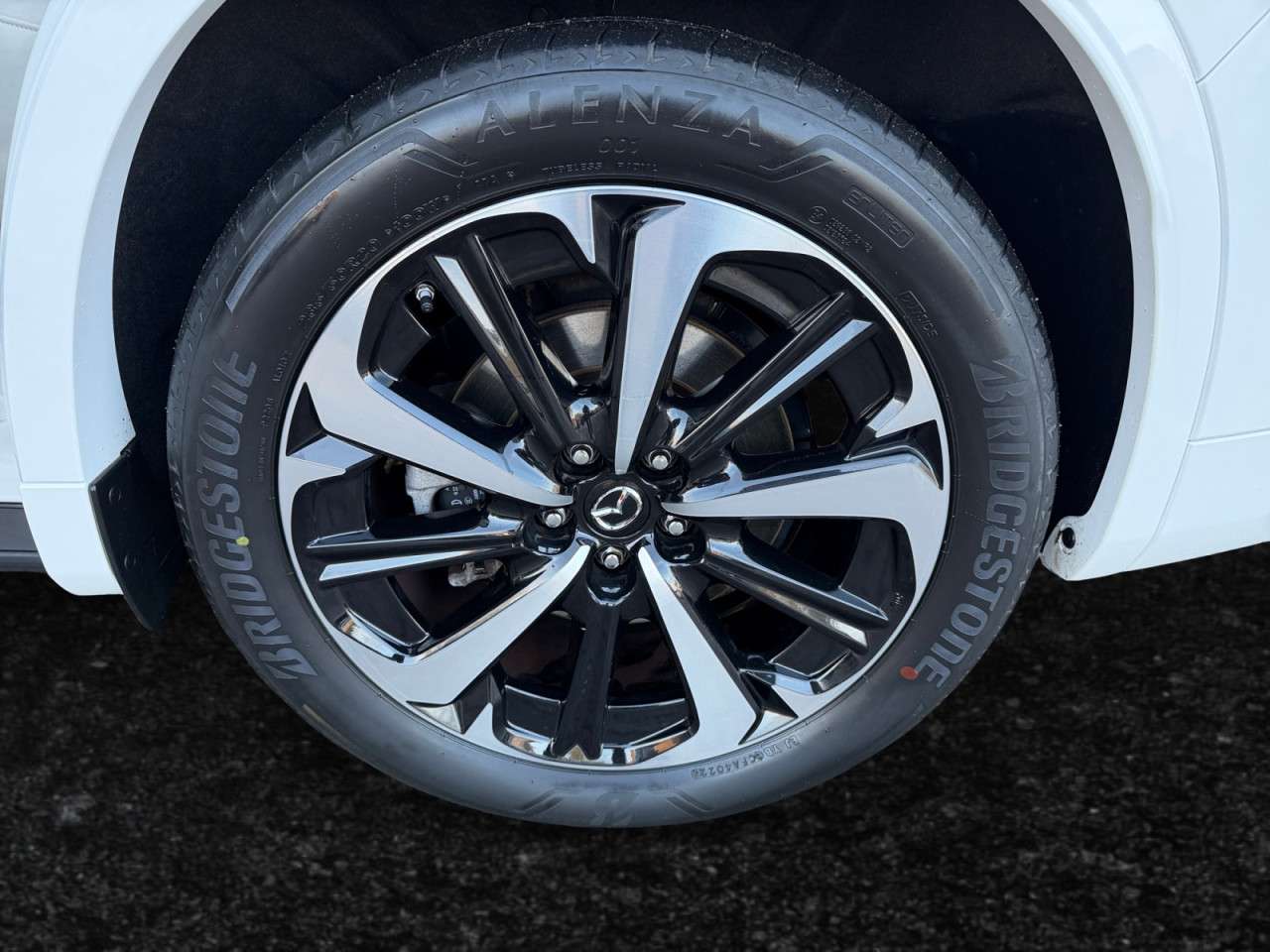 Fahrzeugbild eines Mazda CX-60