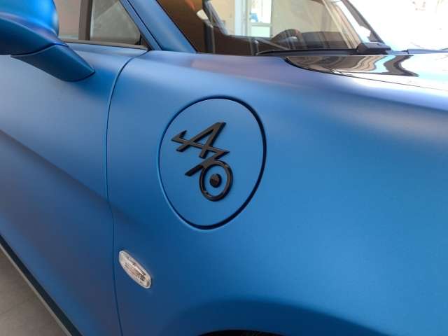 Fahrzeugbild eines Alpine A110