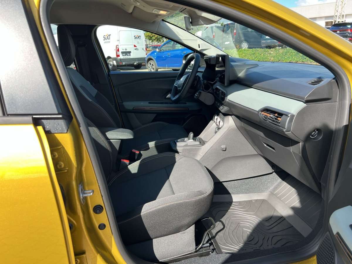 Fahrzeugbild eines Dacia Sandero