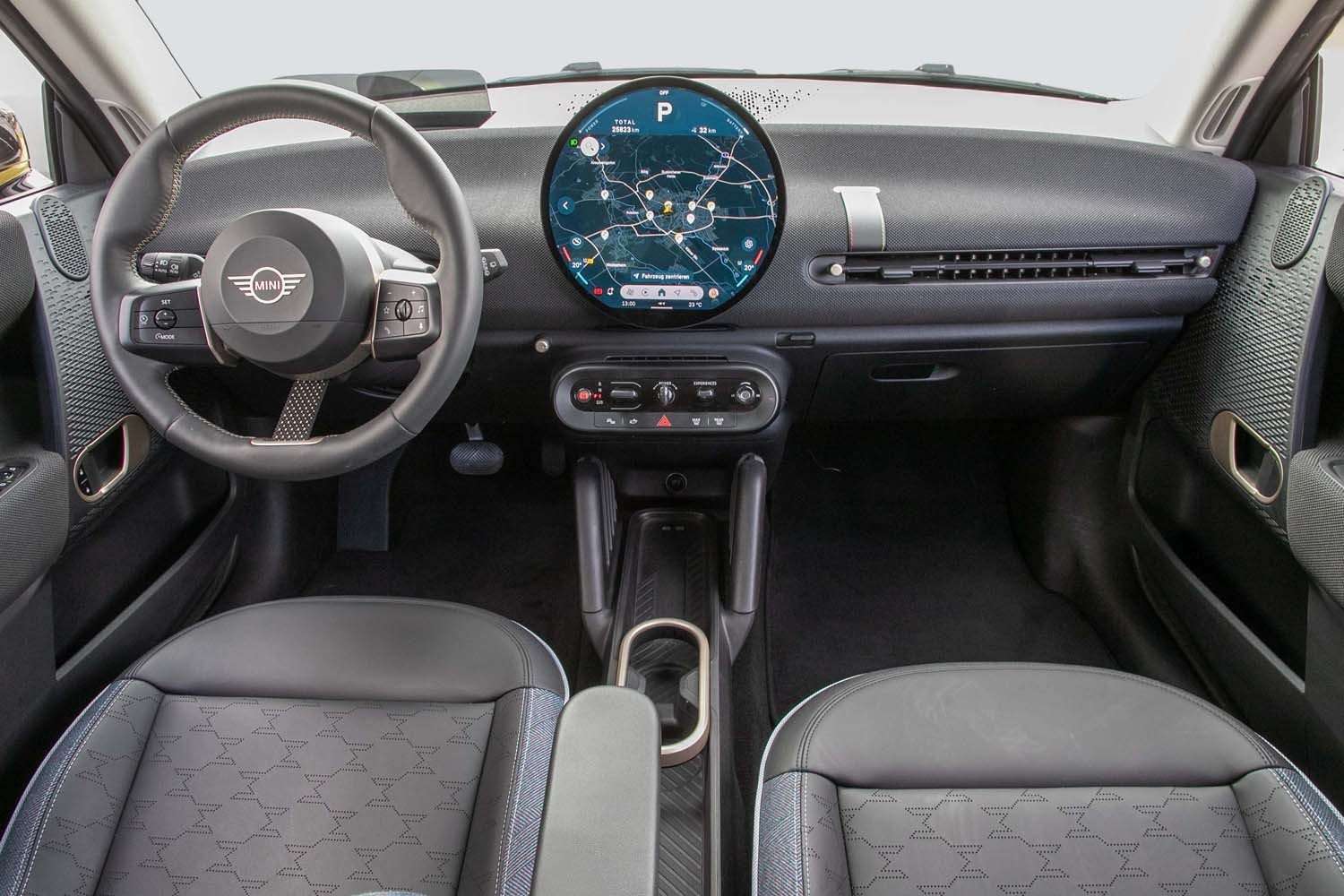 Fahrzeugbild eines MINI COOPER SE