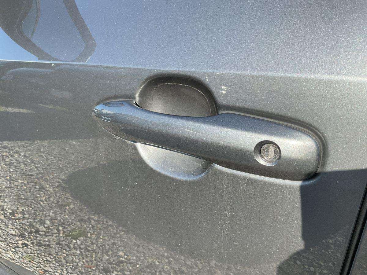Fahrzeugbild eines Toyota bZ4X