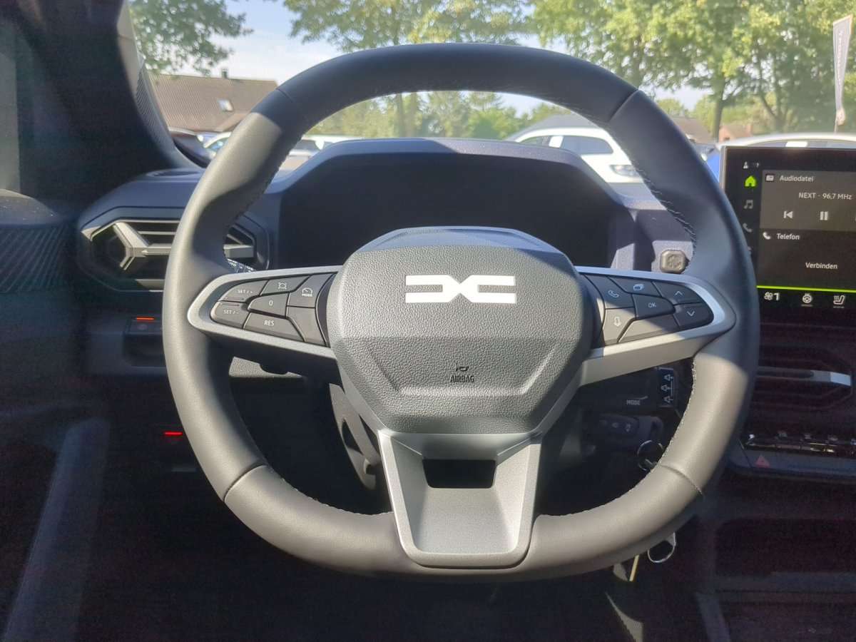 Fahrzeugbild eines Dacia Bigster