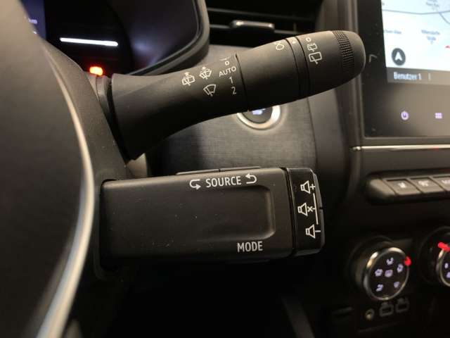 Fahrzeugbild eines Renault Clio