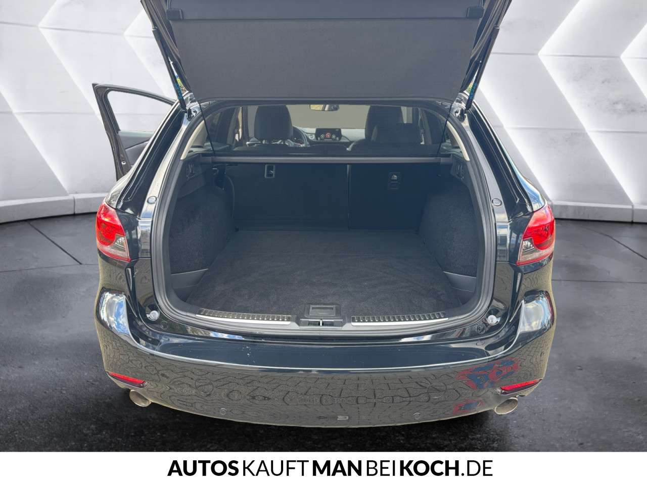 Fahrzeugbild eines Mazda Mazda6