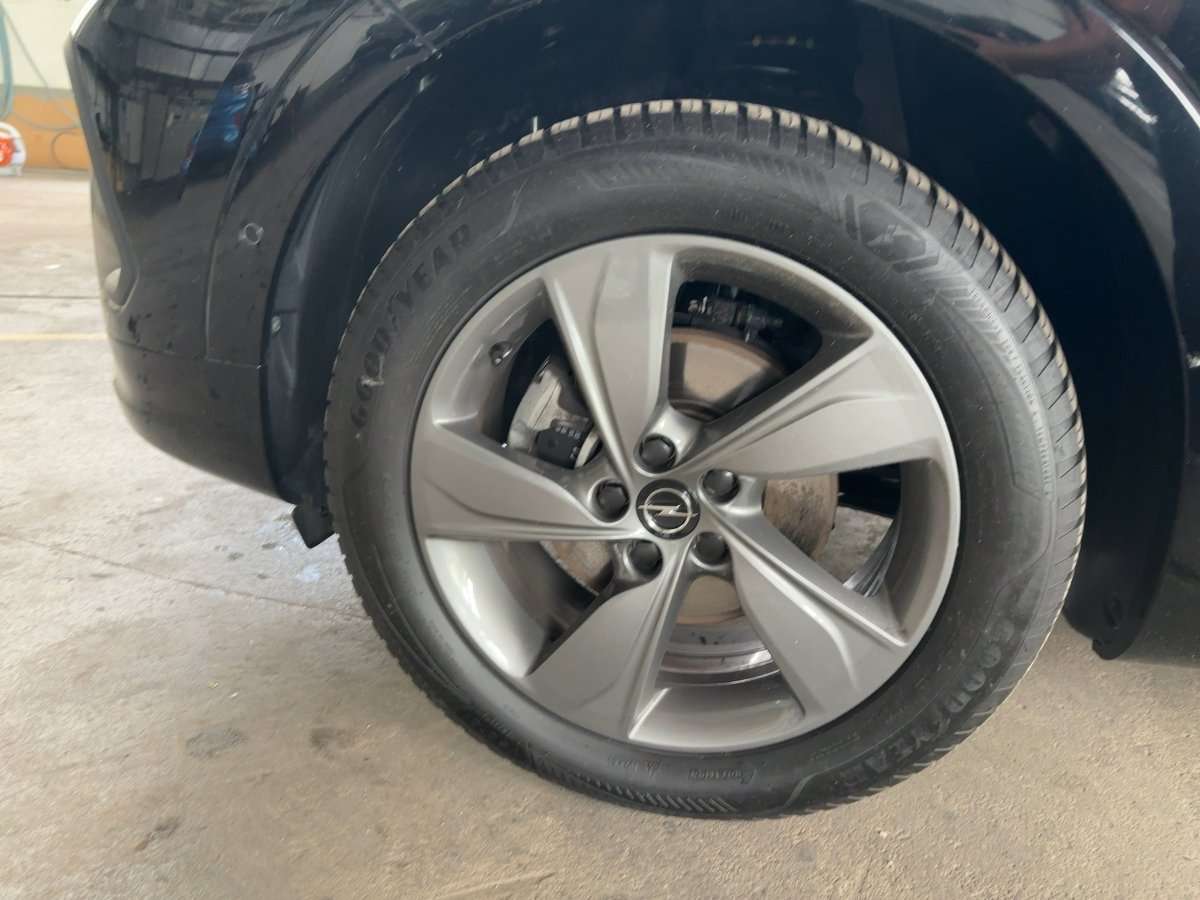 Fahrzeugbild eines Opel Grandland X