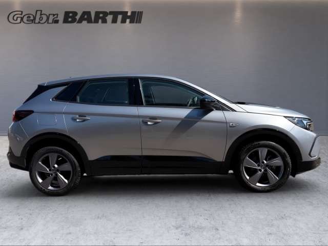Fahrzeugbild eines Opel Grandland X