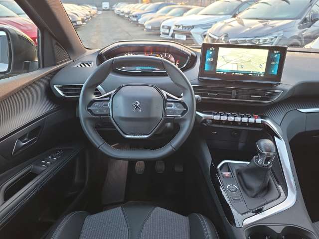 Fahrzeugbild eines Peugeot 3008