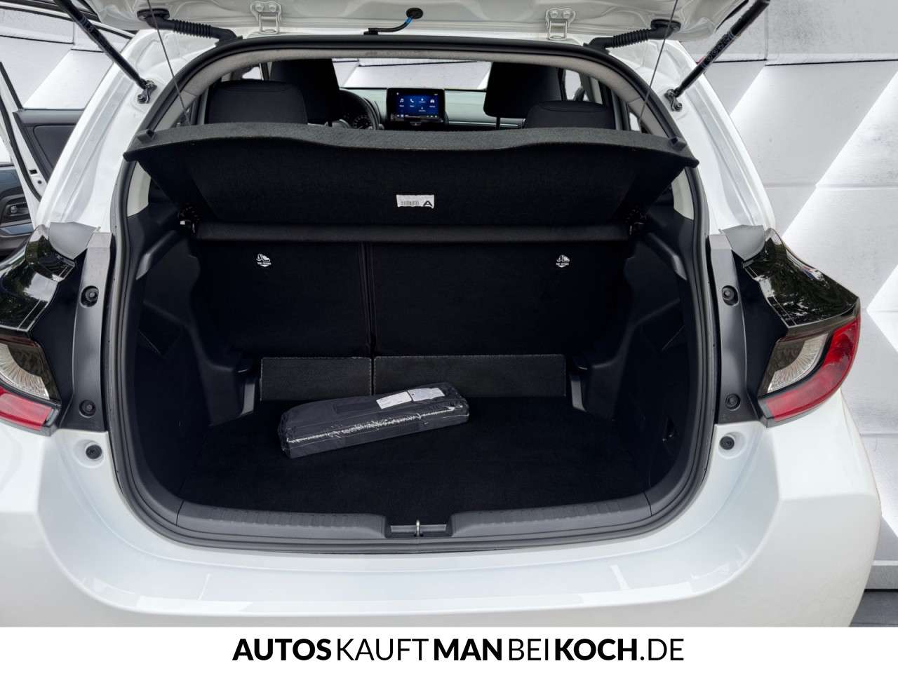 Fahrzeugbild eines Mazda Mazda2 Hybrid