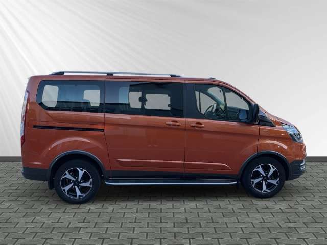 Fahrzeugbild eines Ford Tourneo Custom