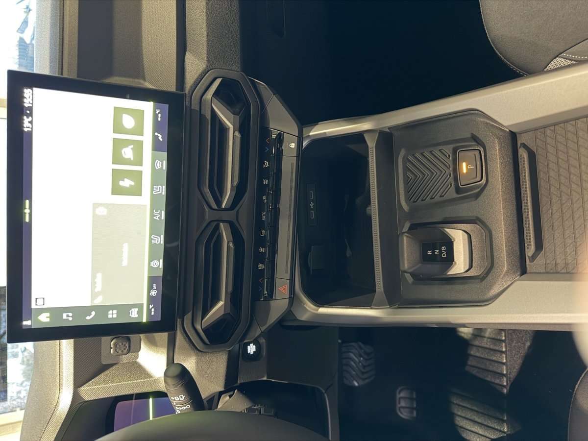 Fahrzeugbild eines Dacia Bigster