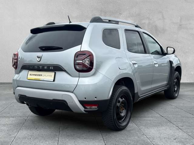Fahrzeugbild eines Dacia Duster