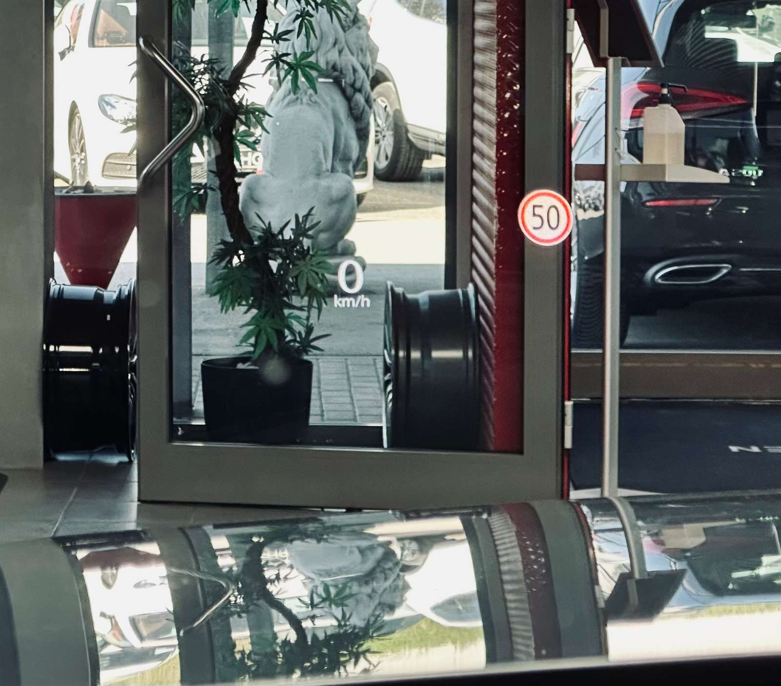 Fahrzeugbild eines Mazda CX-60