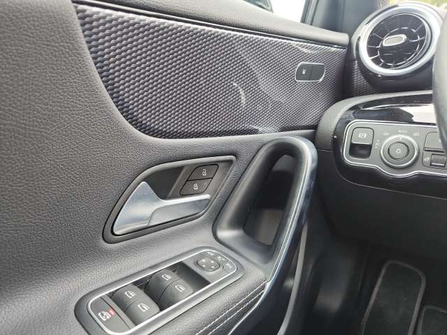 Fahrzeugbild eines Mercedes-Benz A-Klasse