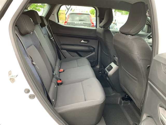 Fahrzeugbild eines Dacia Duster