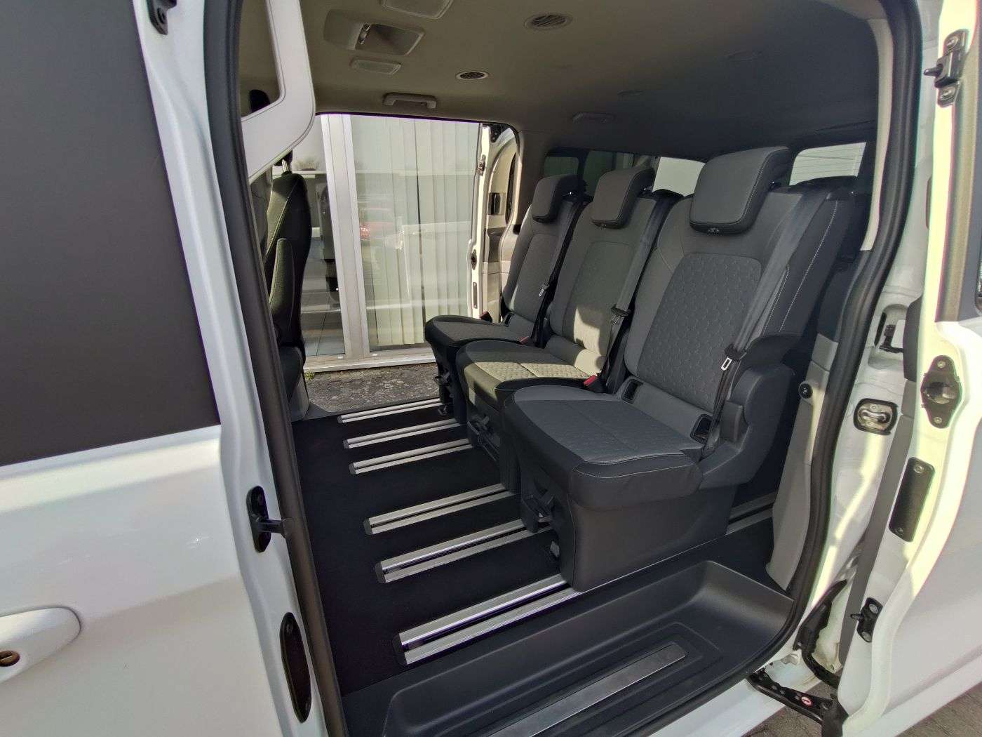 Fahrzeugbild eines Ford Tourneo Custom