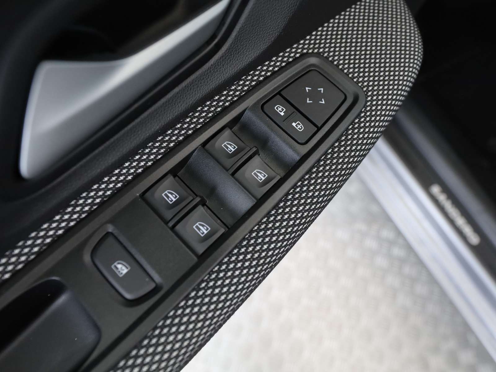 Fahrzeugbild eines Dacia Sandero