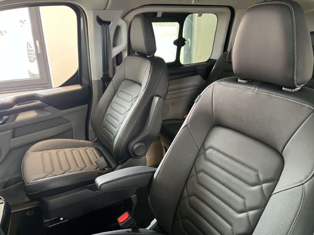 Fahrzeugbild eines Ford Tourneo Custom