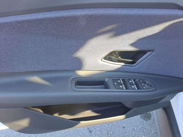 Fahrzeugbild eines Renault 5 E-TECH