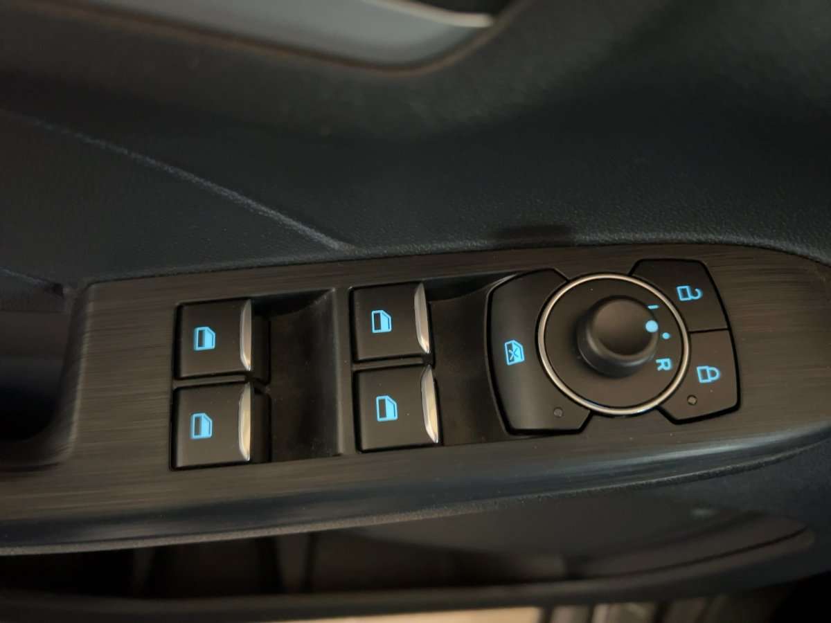 Fahrzeugbild eines Ford Kuga