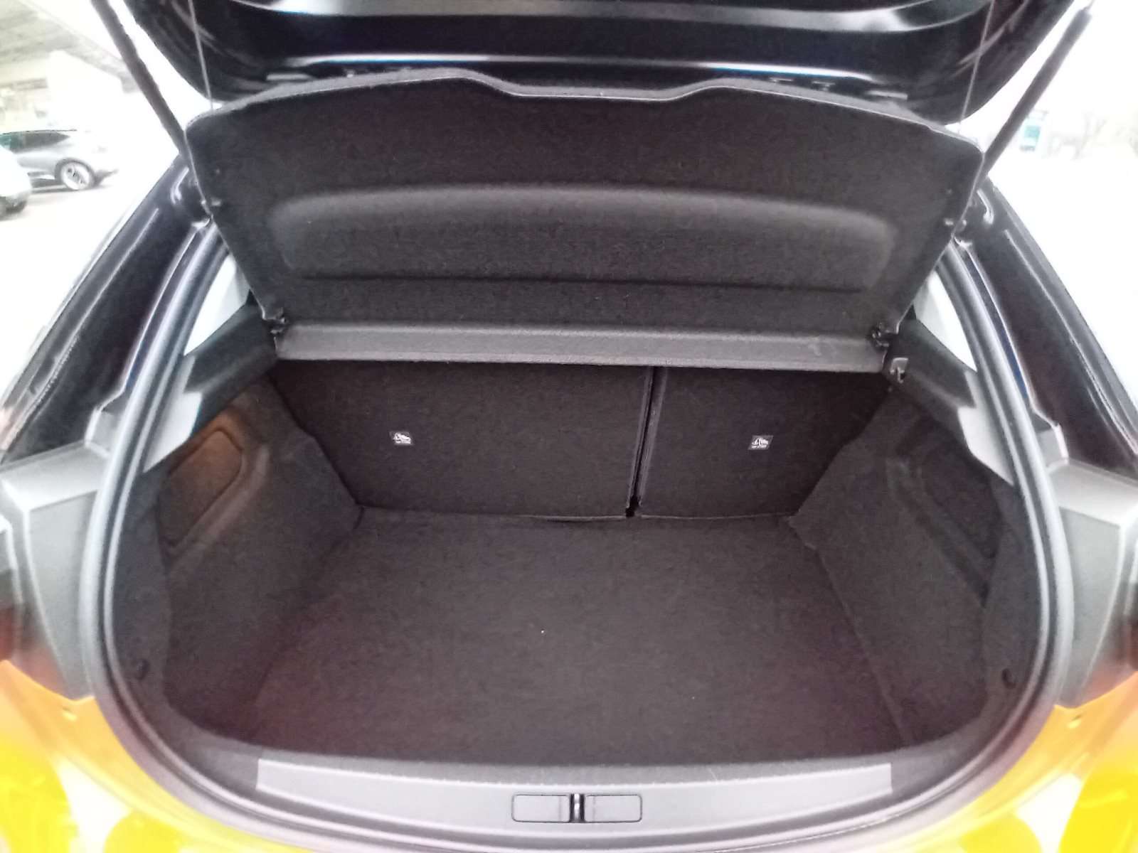 Fahrzeugbild eines Opel Corsa