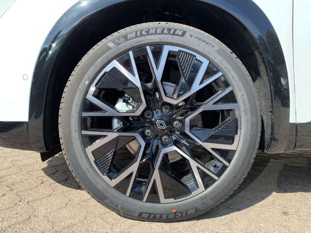 Fahrzeugbild eines Renault Austral