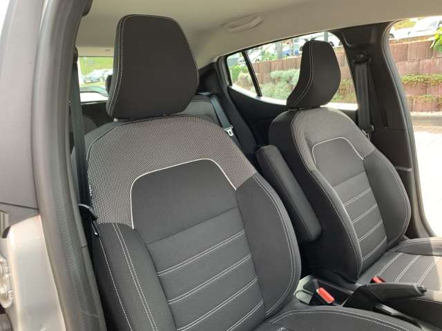 Fahrzeugbild eines Dacia Sandero