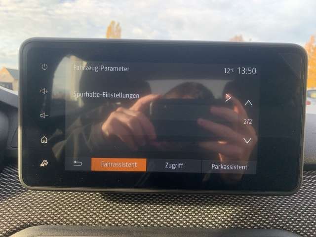 Fahrzeugbild eines Dacia Sandero