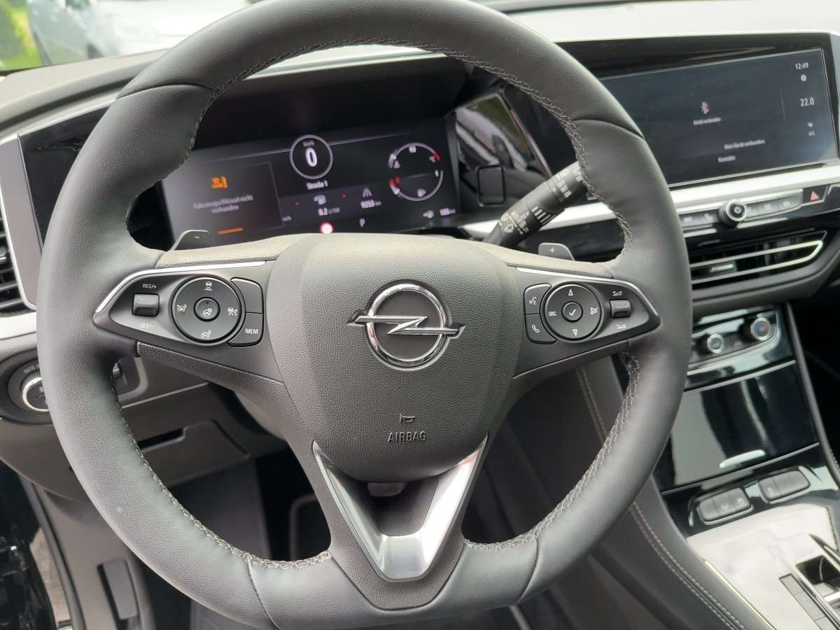 Fahrzeugbild eines Opel Grandland X
