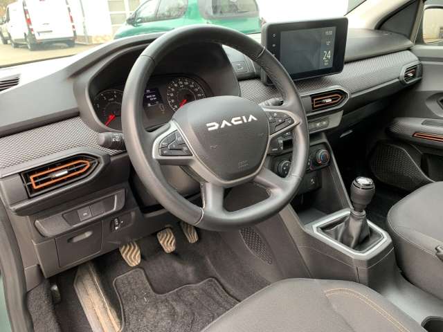 Fahrzeugbild eines Dacia Sandero