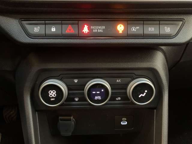 Fahrzeugbild eines Dacia Jogger