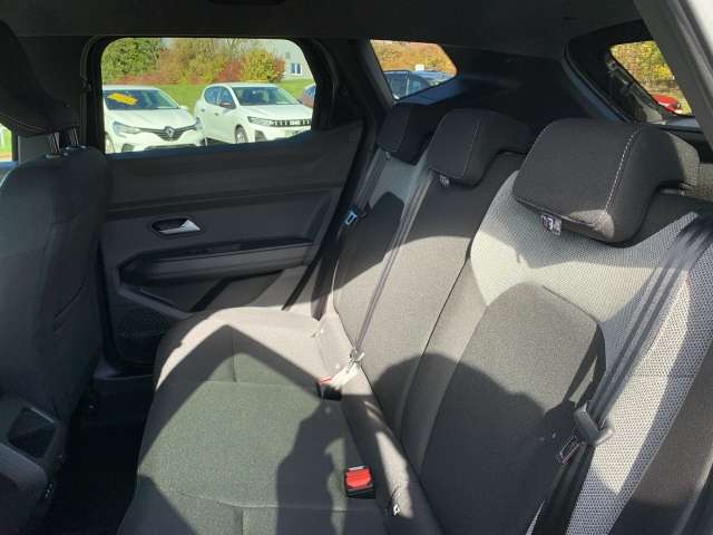 Fahrzeugbild eines Dacia Duster