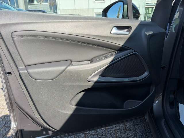 Fahrzeugbild eines Opel Crossland X