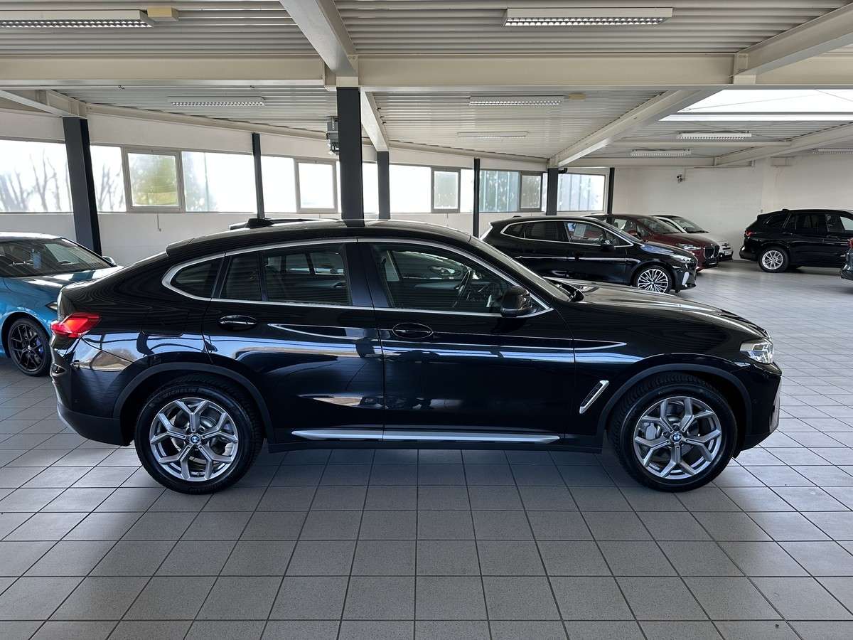 Fahrzeugbild eines BMW X4