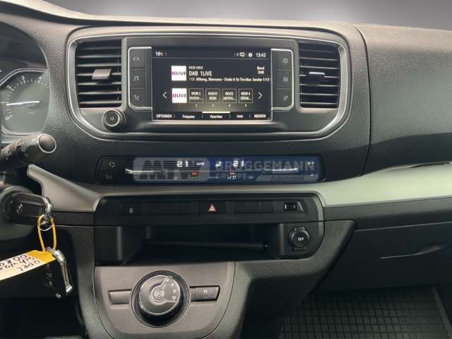 Fahrzeugbild eines Opel Zafira