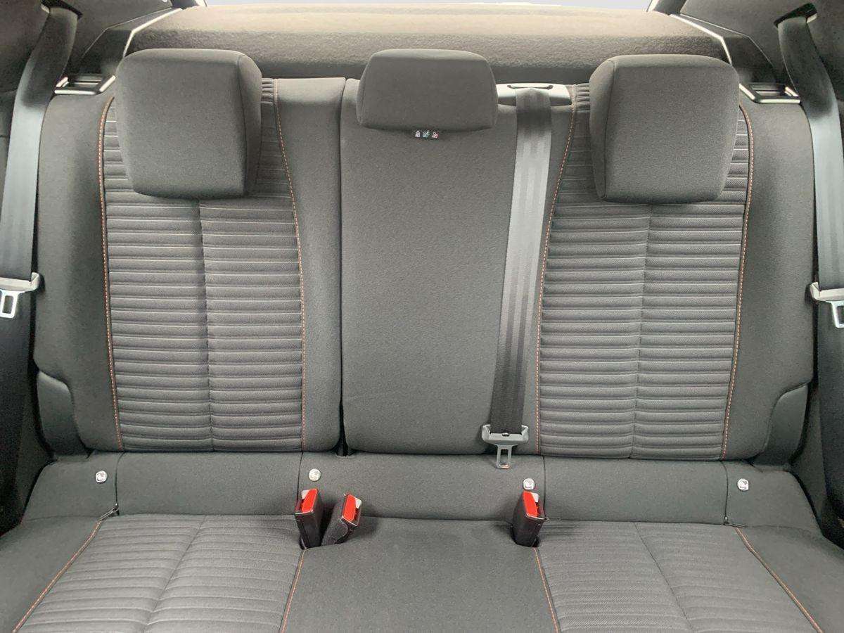 Fahrzeugbild eines Peugeot 2008