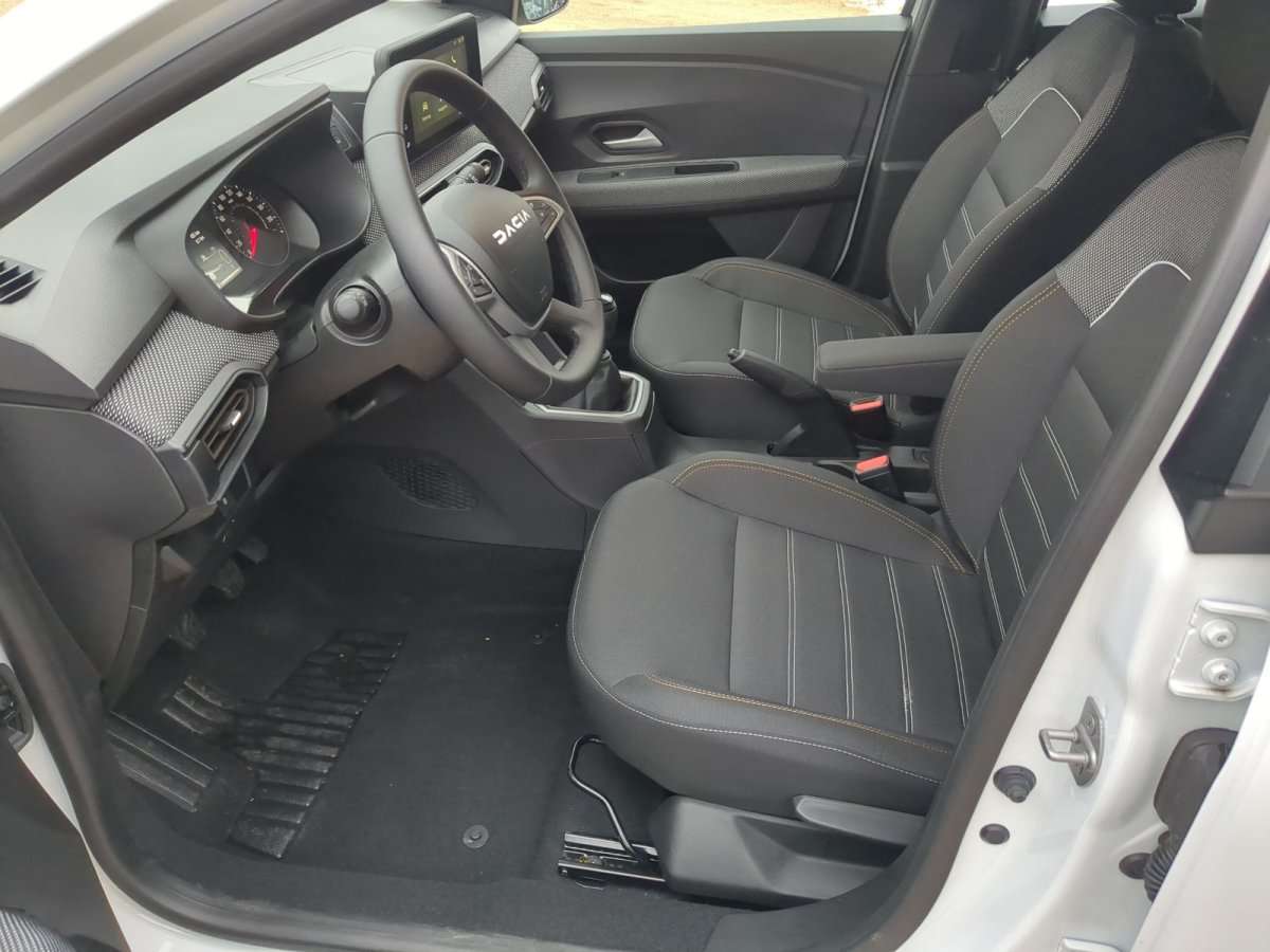 Fahrzeugbild eines Dacia Sandero