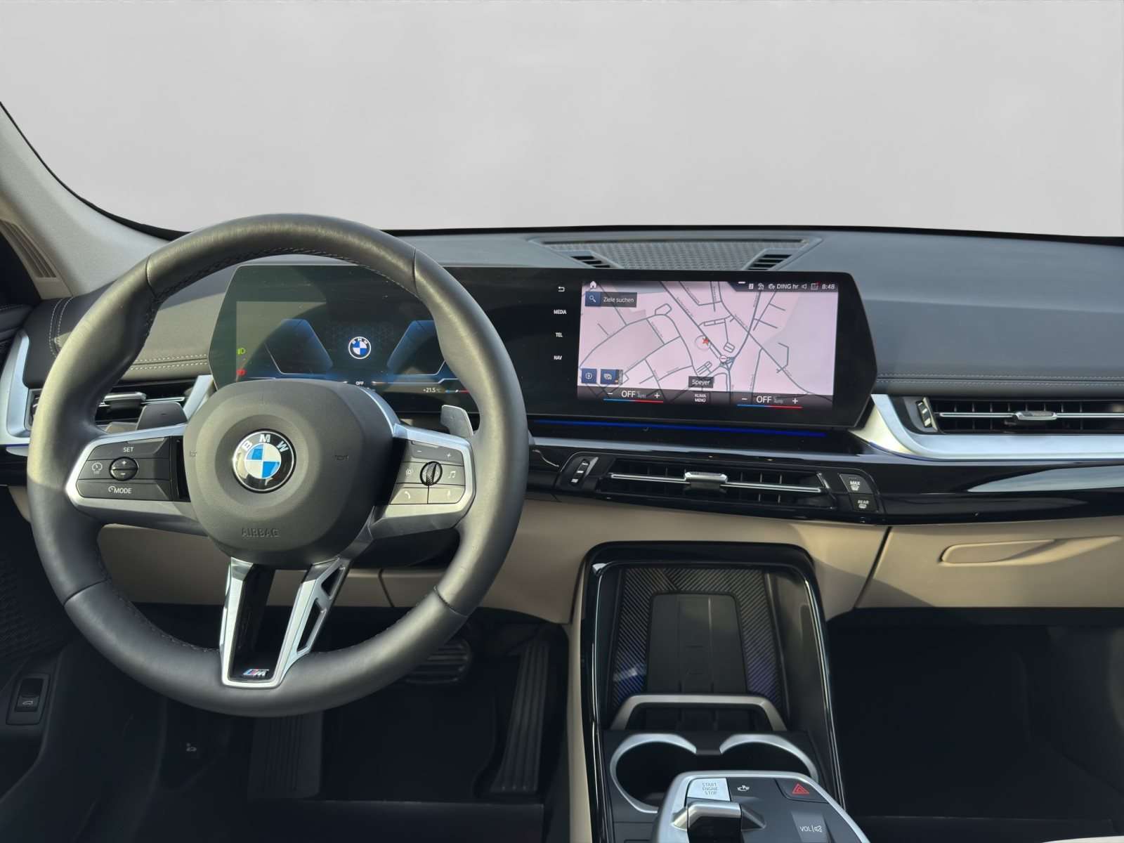 Fahrzeugbild eines BMW X1