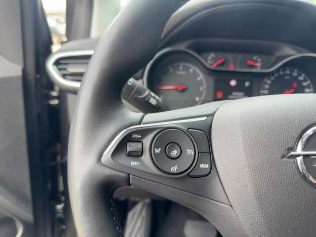Fahrzeugbild eines Opel Crossland X