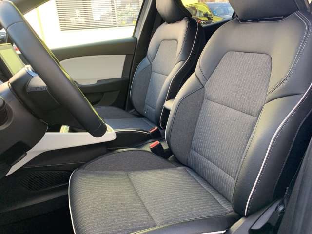 Fahrzeugbild eines Renault Clio