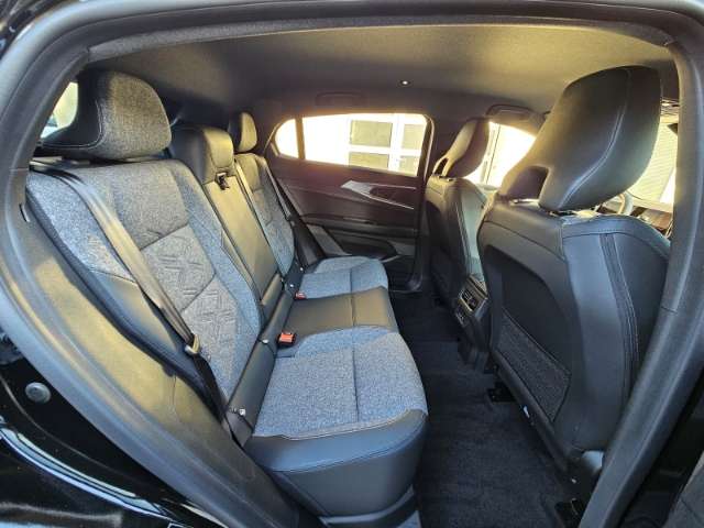 Fahrzeugbild eines Renault Rafale