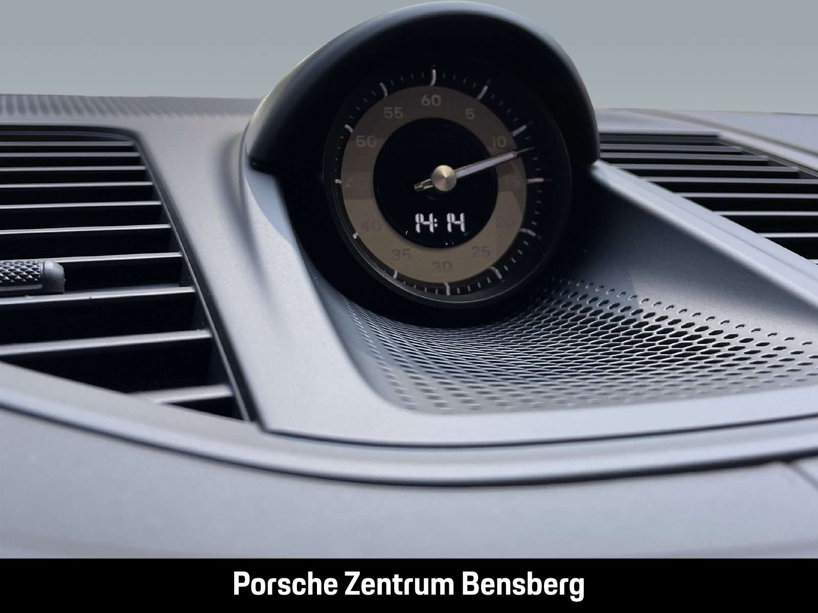 Fahrzeugbild eines Porsche Panamera