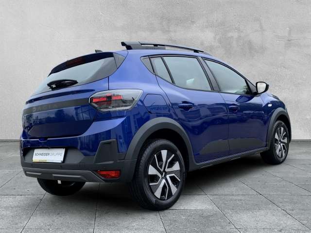Fahrzeugbild eines Dacia Sandero