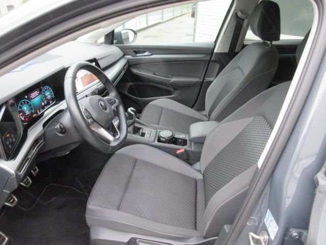 Fahrzeugbild eines Volkswagen Golf