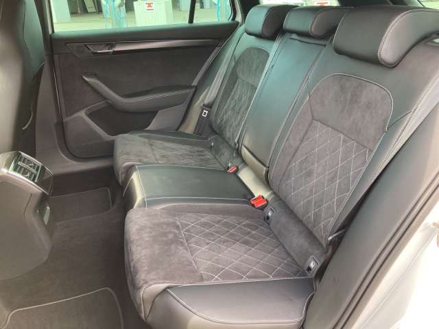 Fahrzeugbild eines Skoda Superb