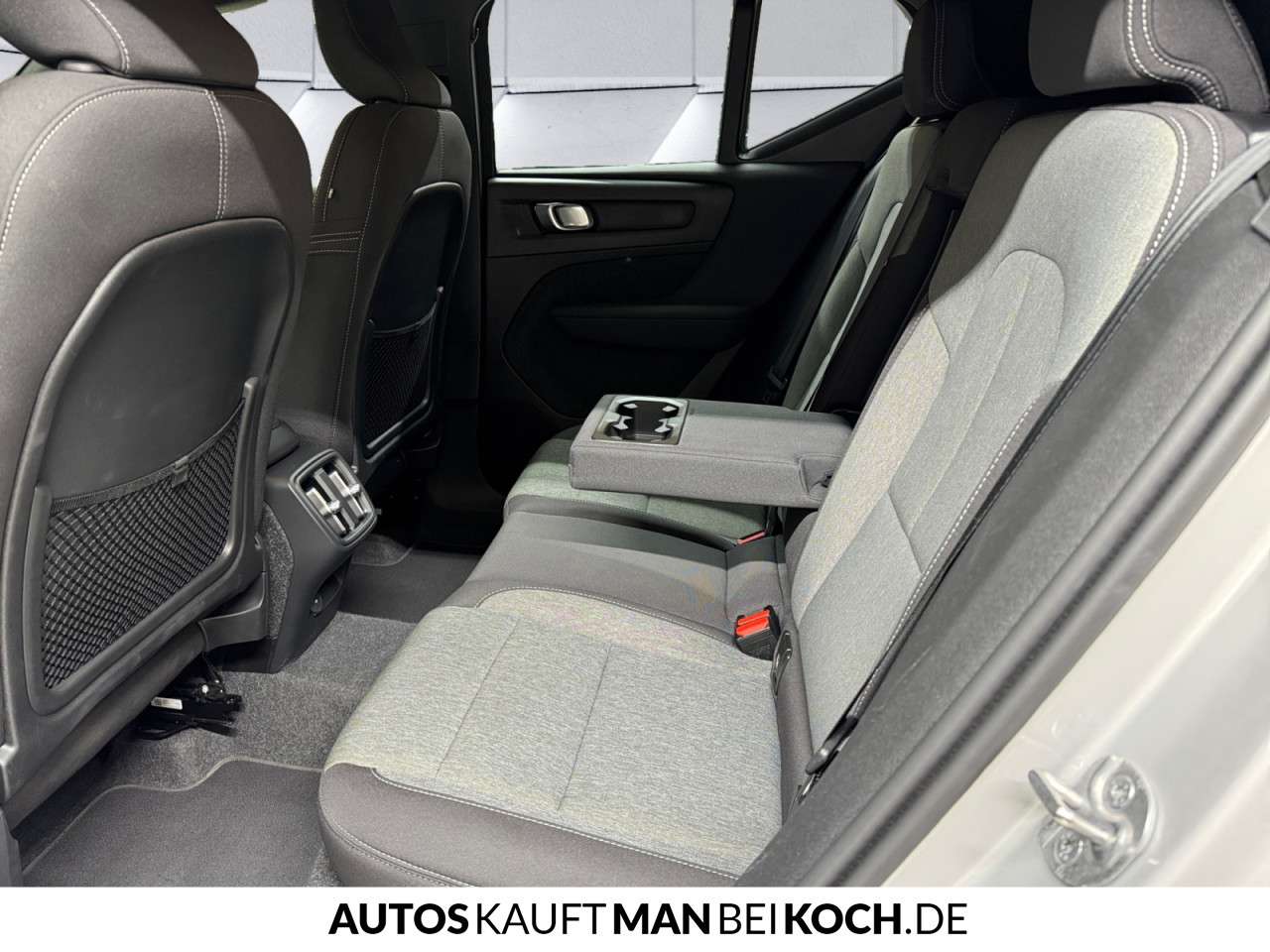 Fahrzeugbild eines Volvo XC40